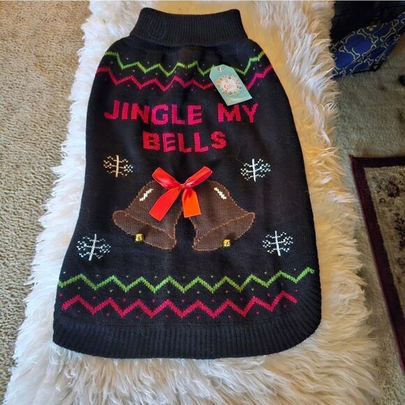 DOG'S CHRISTMAS SWEATER - Picture 1 of 6